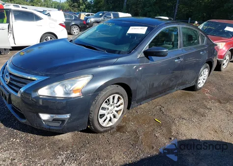 2013 Nissan Altima 2.5 S z USA, uszkodzony, nr VIN 1N4AL3AP7DC122325